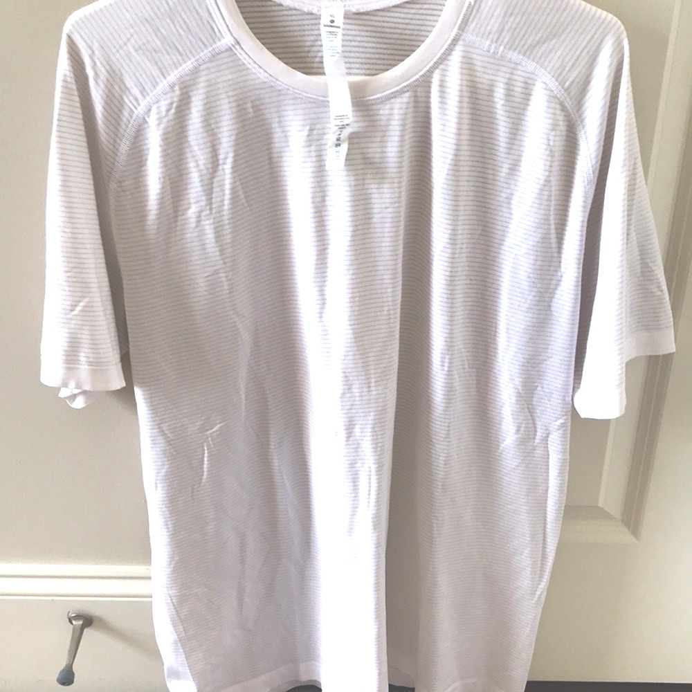 White lululemon top